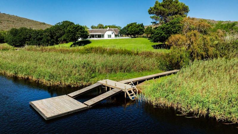 4 Bedroom Property for Sale in Malgas Western Cape